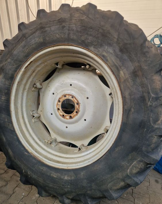 Części do Ciągnika Massey Ferguson MF 3000, 6000 Koła tylne 18,4R38 do ciągnika MF - Rueda completa para Maquinaria agrícola: foto 4 Części do Ciągnika Massey Ferguson MF 3000, 6000 Koła tylne 18,4R38 do ciągnika MF - Rueda completa para Maquinaria agrícola: foto 4