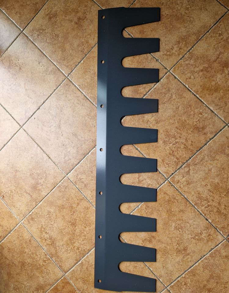 Wyposażenie Claas 5 klawiszowe 2023 Grzebień klepiska - kukurydza Claas Dominator Mega Medion Tucano - Implemento: foto 2 Wyposażenie Claas 5 klawiszowe 2023 Grzebień klepiska - kukurydza Claas Dominator Mega Medion Tucano - Implemento: foto 2