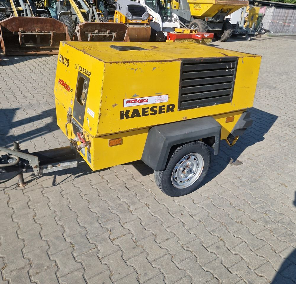 Kompresor Kaeser Kaeser M38 1999 Kompresor sprężarka śrubowa - Compresor de aire: foto 1 Kompresor Kaeser Kaeser M38 1999 Kompresor sprężarka śrubowa - Compresor de aire: foto 1