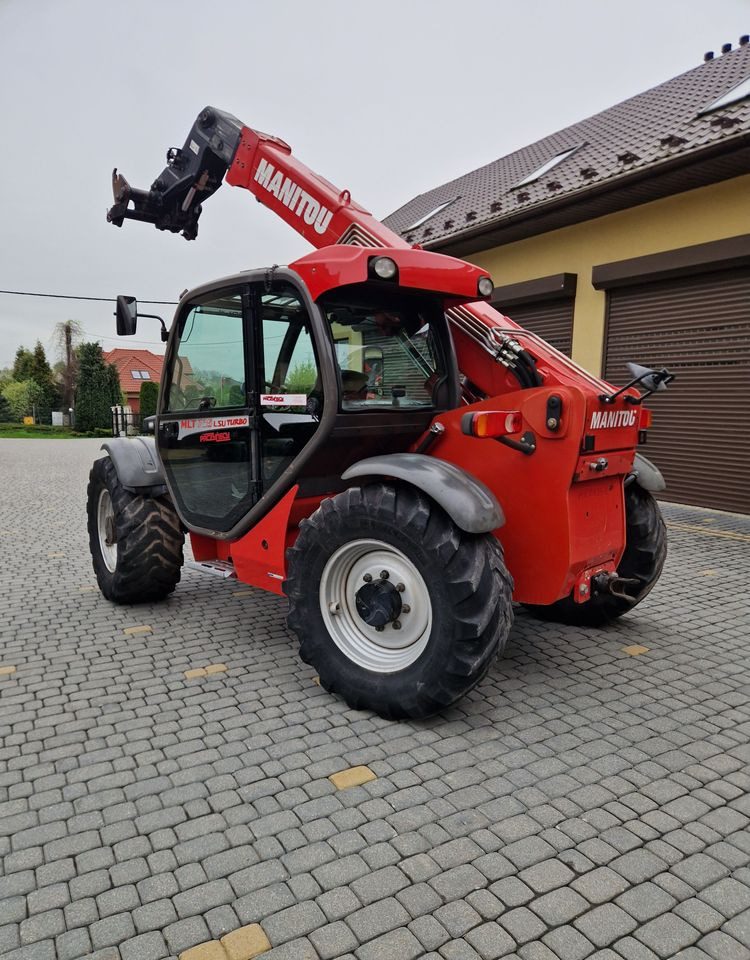 Ładowarka teleskopowa Manitou MLT 735-120 LSU 2012 Ładowarka teleskopowa Manitou MLT 735-120 LSU - Manipulador telescópico: foto 3 Ładowarka teleskopowa Manitou MLT 735-120 LSU 2012 Ładowarka teleskopowa Manitou MLT 735-120 LSU - Manipulador telescópico: foto 3