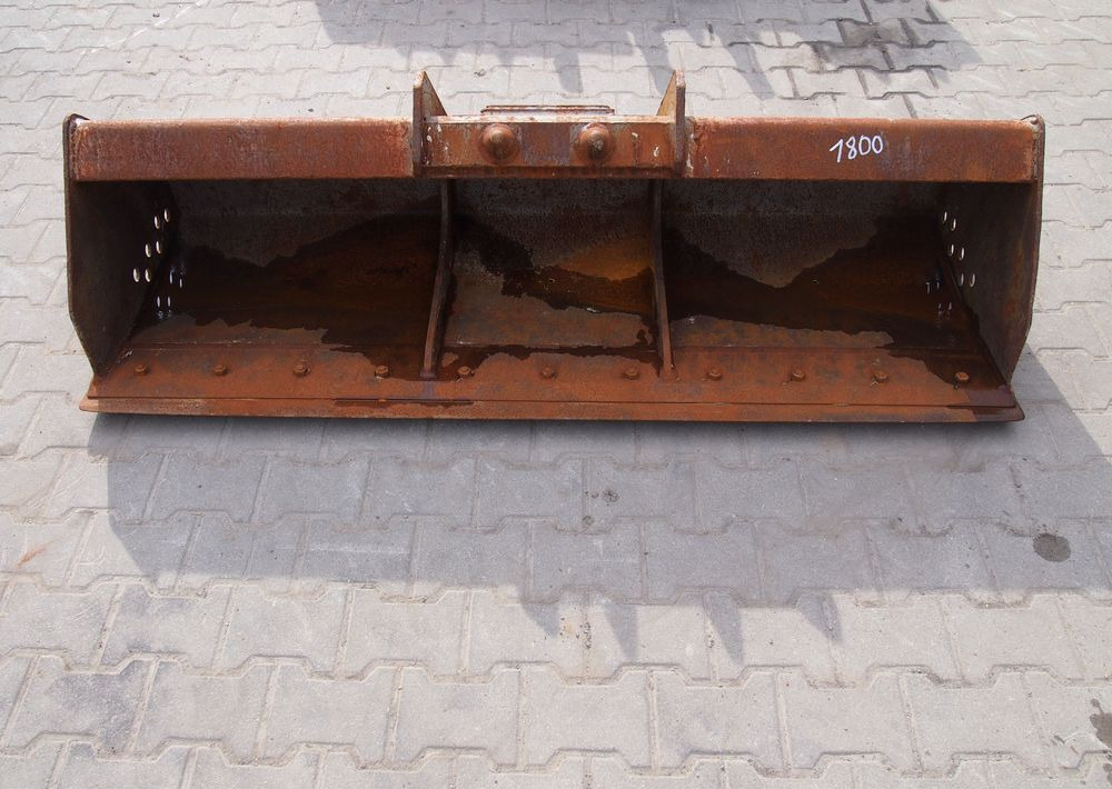 Łyżka skarpowa (skarpówka) Mecalac Mecalac 10, 12 Łyżka skarpowa (skarpówka) 1,8m - Cazo para excavadora: foto 2 Łyżka skarpowa (skarpówka) Mecalac Mecalac 10, 12 Łyżka skarpowa (skarpówka) 1,8m - Cazo para excavadora: foto 2