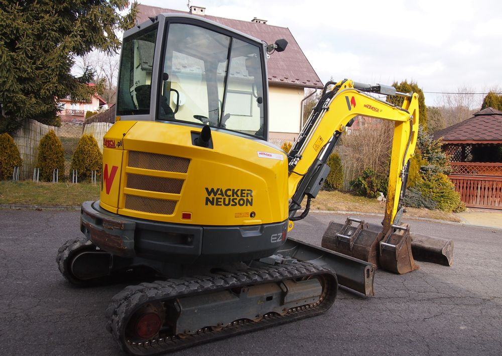 Minikoparka Wacker Neuson EZ36 2018 Minikoparka Wacker Neuson - Miniexcavadora: foto 2 Minikoparka Wacker Neuson EZ36 2018 Minikoparka Wacker Neuson - Miniexcavadora: foto 2