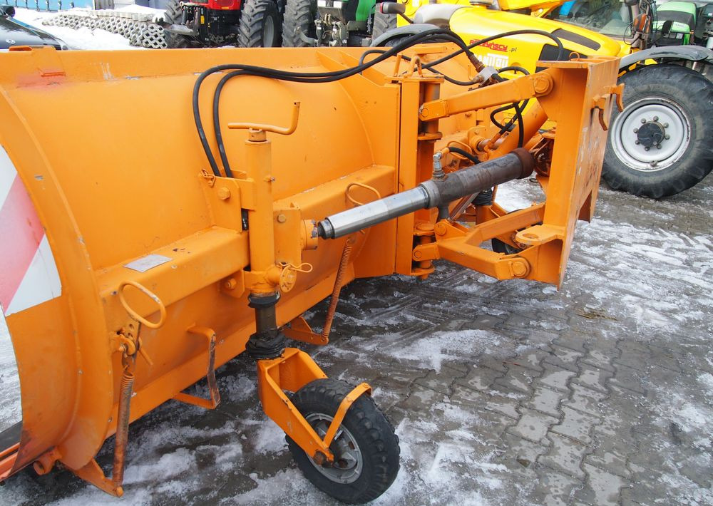 Pług do śniegu nn 2005 Skosowany obustronnie hydraulicznie - Cuchilla quitanieves: foto 3 Pług do śniegu nn 2005 Skosowany obustronnie hydraulicznie - Cuchilla quitanieves: foto 3