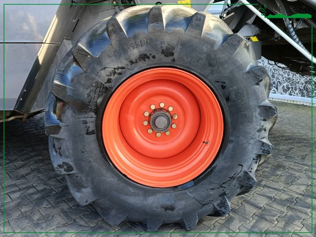 Cosechadora de granos Claas LEXION 760TT /KILKANAŚCIE SZT. W OFERCIE: foto 10