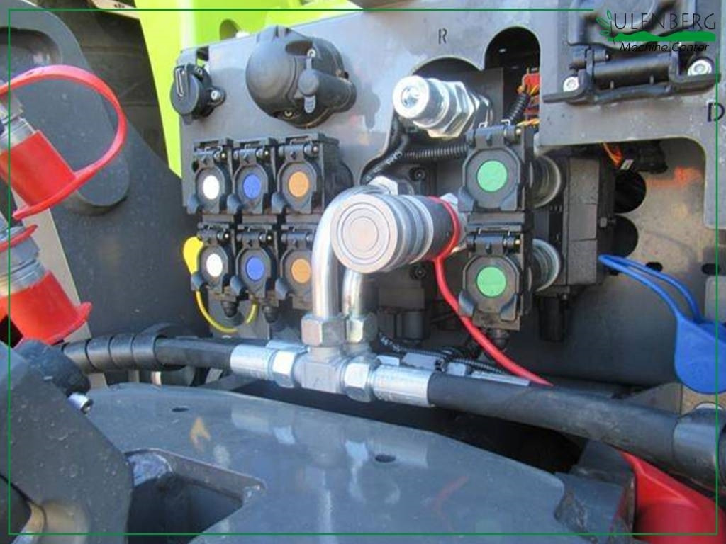 Tractor Claas Xerion 5000 Trac: foto 10