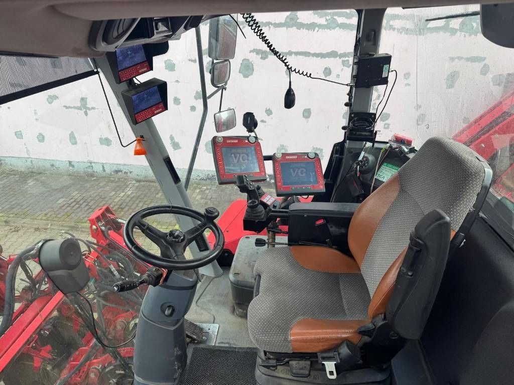 Grimme Maxtron 620 - Cosechadoras de remolacha: foto 5 Grimme Maxtron 620 - Cosechadoras de remolacha: foto 5
