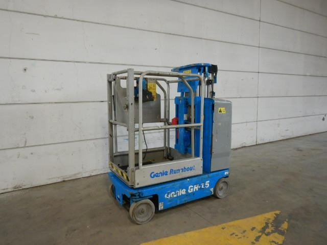 Genie GR15 - Plataforma de mástil vertical: foto 3 Genie GR15 - Plataforma de mástil vertical: foto 3