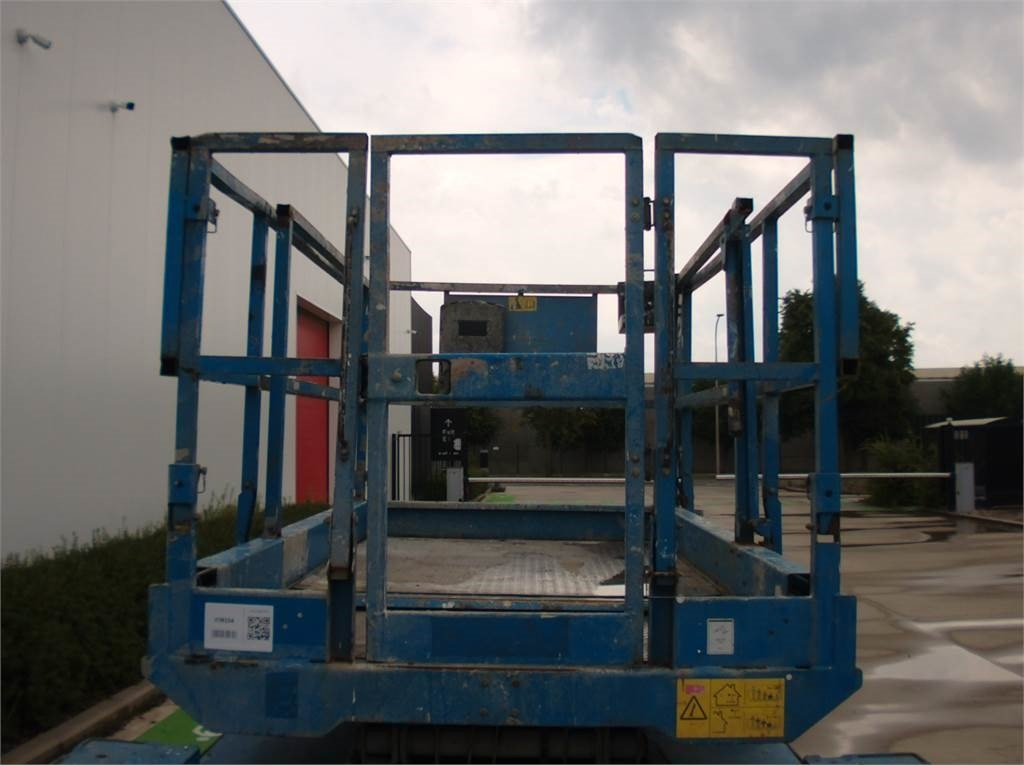 Plataforma de tijeras Genie GS3268RT: foto 10 Plataforma de tijeras Genie GS3268RT: foto 10