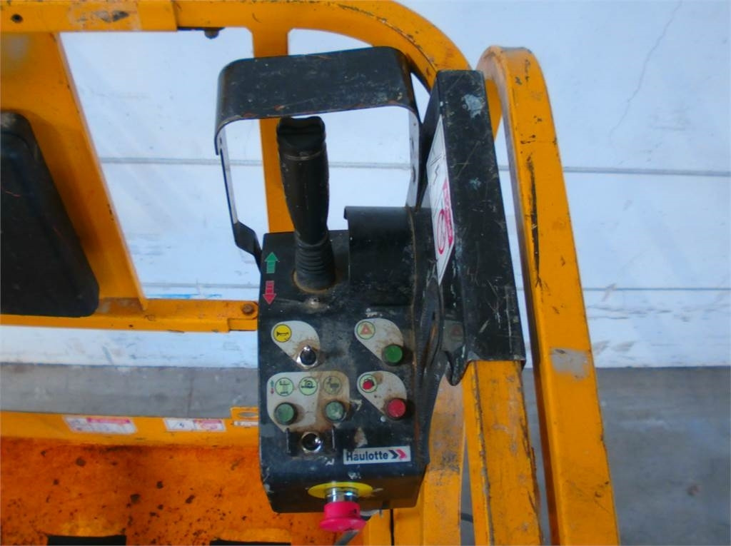 Plataforma de tijeras Haulotte Compact 12: foto 9