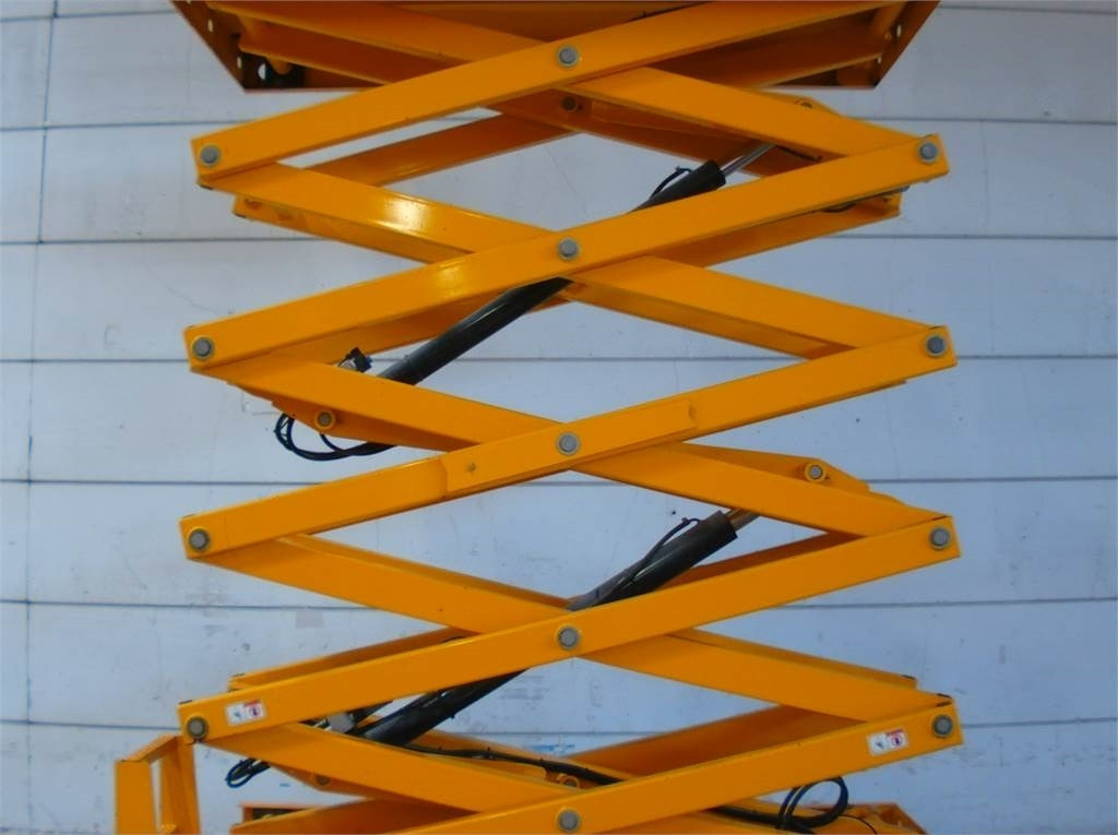 Plataforma de tijeras Haulotte Compact 12: foto 8