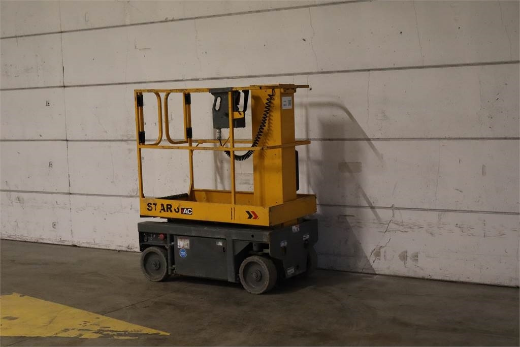 Haulotte STAR 6 - Plataforma de mástil vertical: foto 2 Haulotte STAR 6 - Plataforma de mástil vertical: foto 2