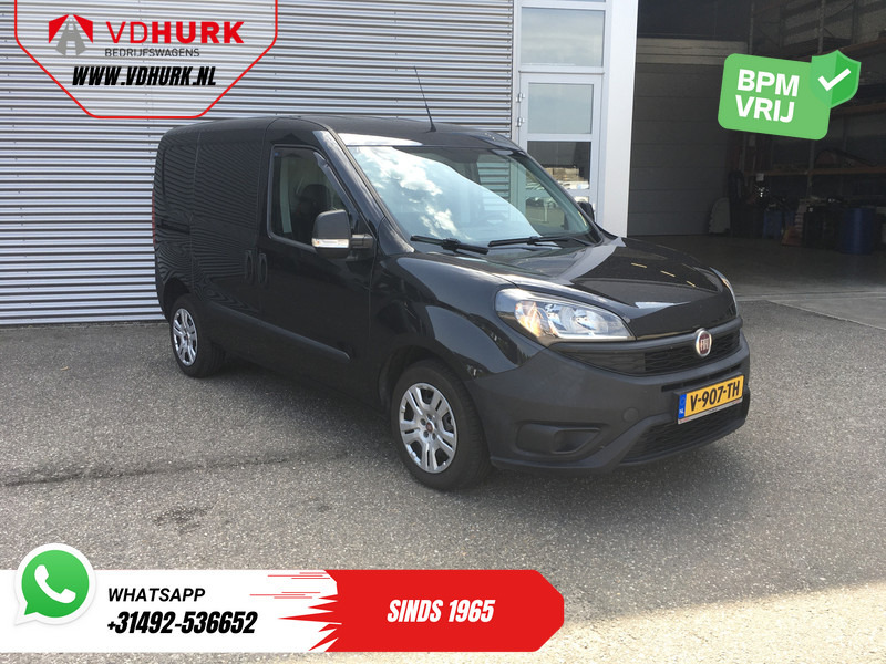Fiat Dobló Cargo 1.6 MJ 105 pk MARGE BPM VRIJ! Lage KM/ EUR6/ NL Auto/ 3Pers./ DAB/ Cruise/ Trekhaak/ Airco - Furgoneta pequeña: foto 1 Fiat Dobló Cargo 1.6 MJ 105 pk MARGE BPM VRIJ! Lage KM/ EUR6/ NL Auto/ 3Pers./ DAB/ Cruise/ Trekhaak/ Airco - Furgoneta pequeña: foto 1