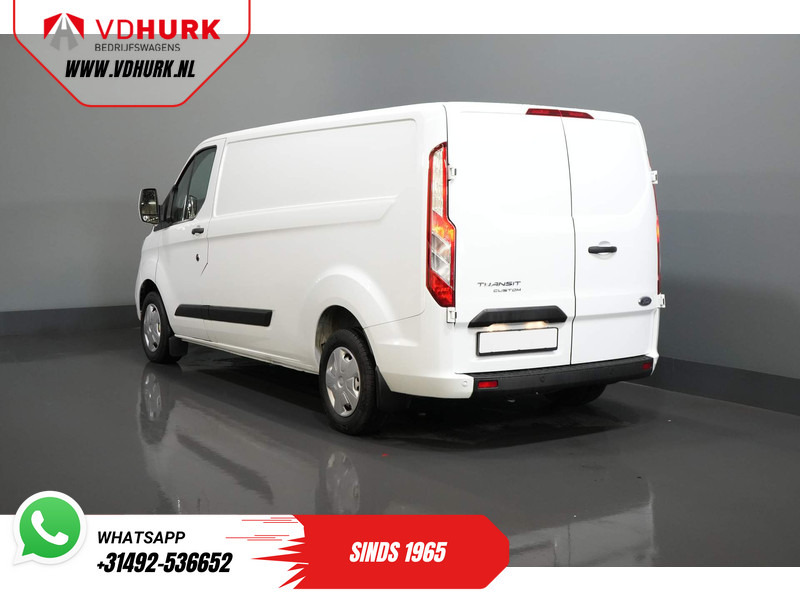Ford Transit Custom 2.0 TDCI 130 pk L2 2.8t Trekverm./ Voorruit verw./ Cruise/ PDC V+A/ DAB - Furgoneta pequeña: foto 2 Ford Transit Custom 2.0 TDCI 130 pk L2 2.8t Trekverm./ Voorruit verw./ Cruise/ PDC V+A/ DAB - Furgoneta pequeña: foto 2