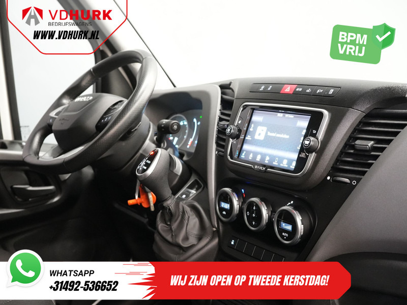 Iveco Daily 35S18HV 3.0 Aut. ZF BPM VRIJ! Bakwagen Laadklep/ Zijdeur/ LED/ Spoiler/ 3.5T trekverm./ Gev.Stoel/ Adapt.Cruise/ Navi/ Carplay/ - Furgoneta: foto 3 Iveco Daily 35S18HV 3.0 Aut. ZF BPM VRIJ! Bakwagen Laadklep/ Zijdeur/ LED/ Spoiler/ 3.5T trekverm./ Gev.Stoel/ Adapt.Cruise/ Navi/ Carplay/ - Furgoneta: foto 3