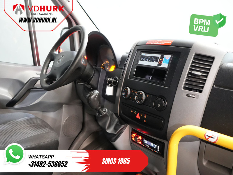 Mercedes-Benz Sprinter 313 2.2 CDI L2H2 €11.132 Incl. BTW BPM VRIJ! EXPORT Combi/ 9 Persoons/ Kombi/ 9P/ Airco/ Rolstoellift - Minibús, Furgoneta de pasajeros: foto 3 Mercedes-Benz Sprinter 313 2.2 CDI L2H2 €11.132 Incl. BTW BPM VRIJ! EXPORT Combi/ 9 Persoons/ Kombi/ 9P/ Airco/ Rolstoellift - Minibús, Furgoneta de pasajeros: foto 3