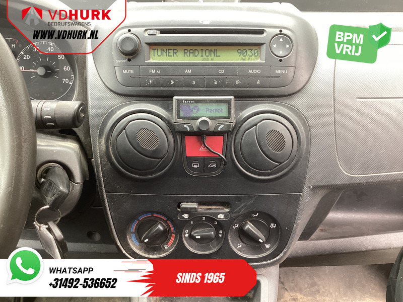 Furgoneta pequeña Peugeot Bipper 1.4 HDi EXPORT ONLY NL Auto/ APK 01-2026 Carkit/ Betimmerd/ Radio/ Trekhaak: foto 13