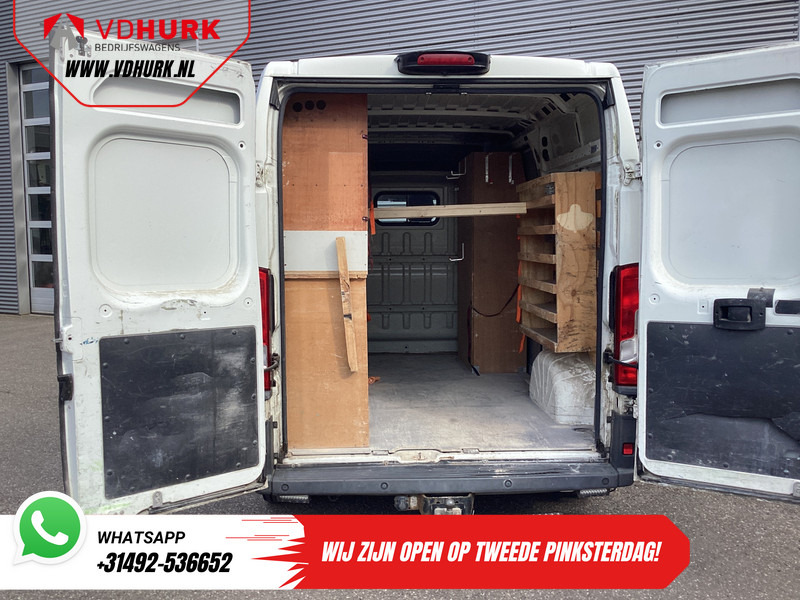 Peugeot Boxer 2.0 HDI 130 pk L2H2 EXPORT ONLY Gev.Stoel/ Climate/ Navi/ Camera/ Cruise/ Trekhaak - Furgoneta pequeña: foto 5 Peugeot Boxer 2.0 HDI 130 pk L2H2 EXPORT ONLY Gev.Stoel/ Climate/ Navi/ Camera/ Cruise/ Trekhaak - Furgoneta pequeña: foto 5