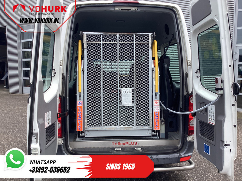 Volkswagen Crafter 35 2.0 TDI L3H2 EXPORT ONLY! €9.559 incl BTW/BPM Rolstoellift/ 9 Pers/ 9P/ Sidebars/ Rearbar/ Airco - Minibús, Furgoneta de pasajeros: foto 5 Volkswagen Crafter 35 2.0 TDI L3H2 EXPORT ONLY! €9.559 incl BTW/BPM Rolstoellift/ 9 Pers/ 9P/ Sidebars/ Rearbar/ Airco - Minibús, Furgoneta de pasajeros: foto 5