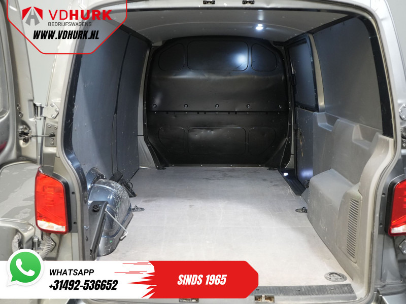 Furgón Volkswagen Transporter T6.1 2.0 TDI 150 pk DSG Aut. L2 BPM VRIJ! LED/ Adapt.Cruise/ Standkachel/ Stoelverw./ Carplay/ Camera/ PDC/ LMV/ Trekhaak/ Airco: foto 15