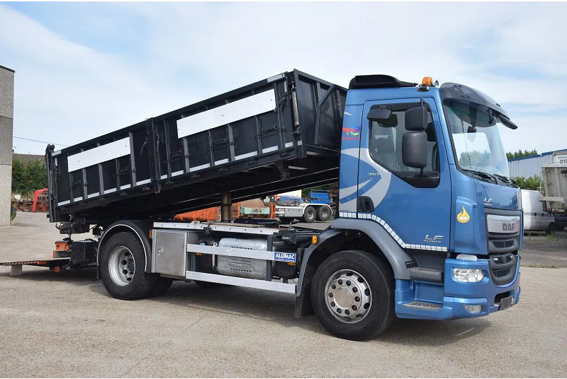 DAF LF 310 - Volquete camión: foto 2 DAF LF 310 - Volquete camión: foto 2