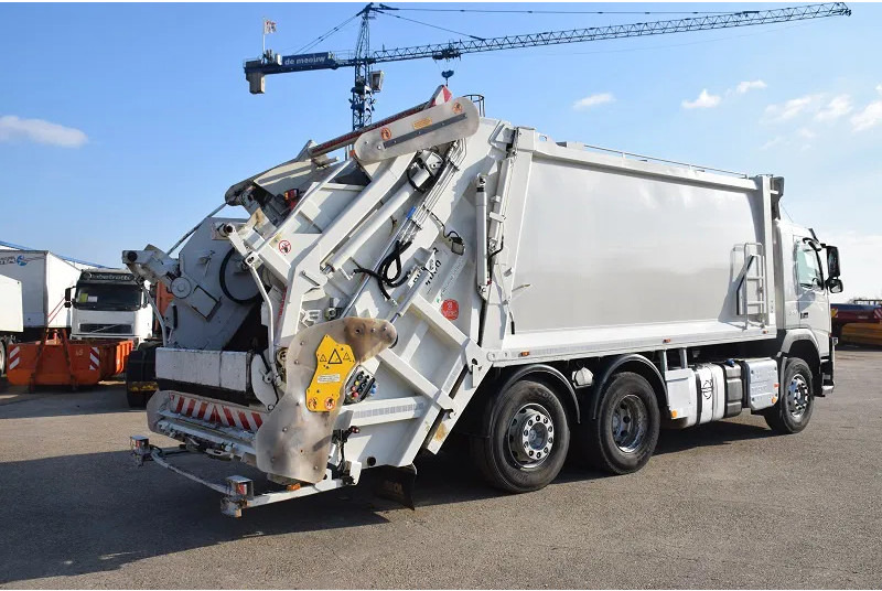 Volvo FM 330 - Camión de basura: foto 5 Volvo FM 330 - Camión de basura: foto 5