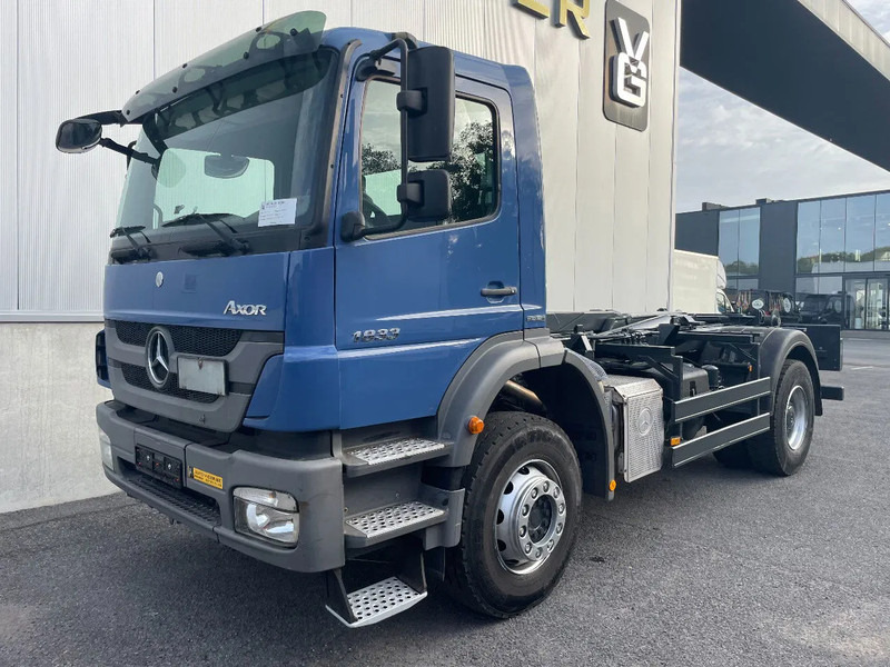 Mercedes-Benz Axor 1833 *cruise control*bluetooth*airconditioning*differentieelslot - Multibasculante camión: foto 2 Mercedes-Benz Axor 1833 *cruise control*bluetooth*airconditioning*differentieelslot - Multibasculante camión: foto 2