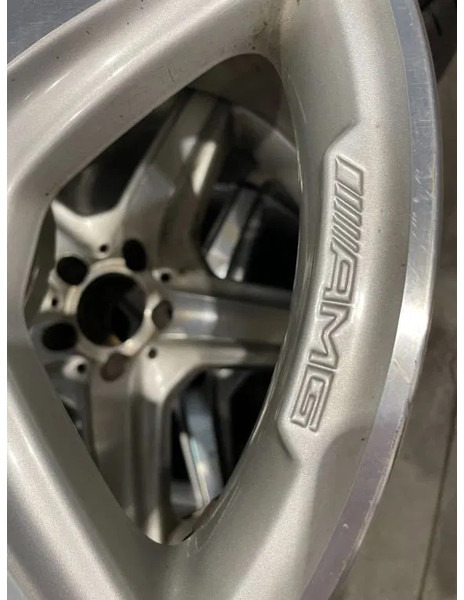 Mercedes-Benz *Occasie *3 velgen AMG* 18 inch - Llanta para Coche: foto 2 Mercedes-Benz *Occasie *3 velgen AMG* 18 inch - Llanta para Coche: foto 2