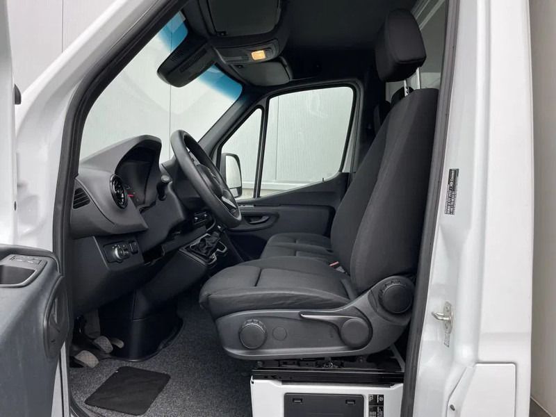 Mercedes-Benz Sprinter 514 *Airconditioning*Cruise control*Zijwindassistent*laadbrug - Furgoneta: foto 3 Mercedes-Benz Sprinter 514 *Airconditioning*Cruise control*Zijwindassistent*laadbrug - Furgoneta: foto 3