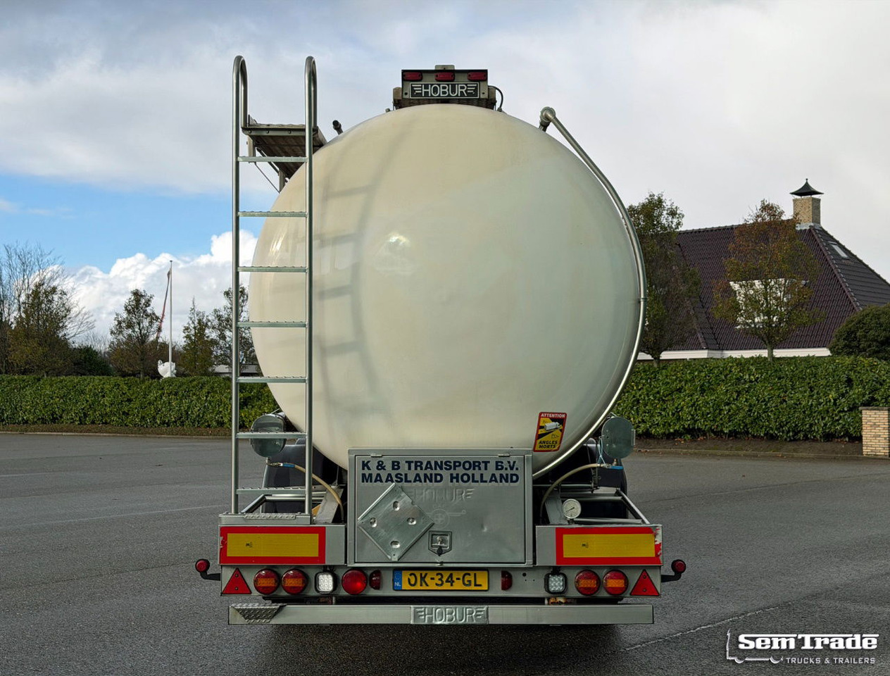 Burg 37.300 Liter 3 Compartments Disc Brakes Super Condition NL Trailer - Cisterna semirremolque: foto 4 Burg 37.300 Liter 3 Compartments Disc Brakes Super Condition NL Trailer - Cisterna semirremolque: foto 4