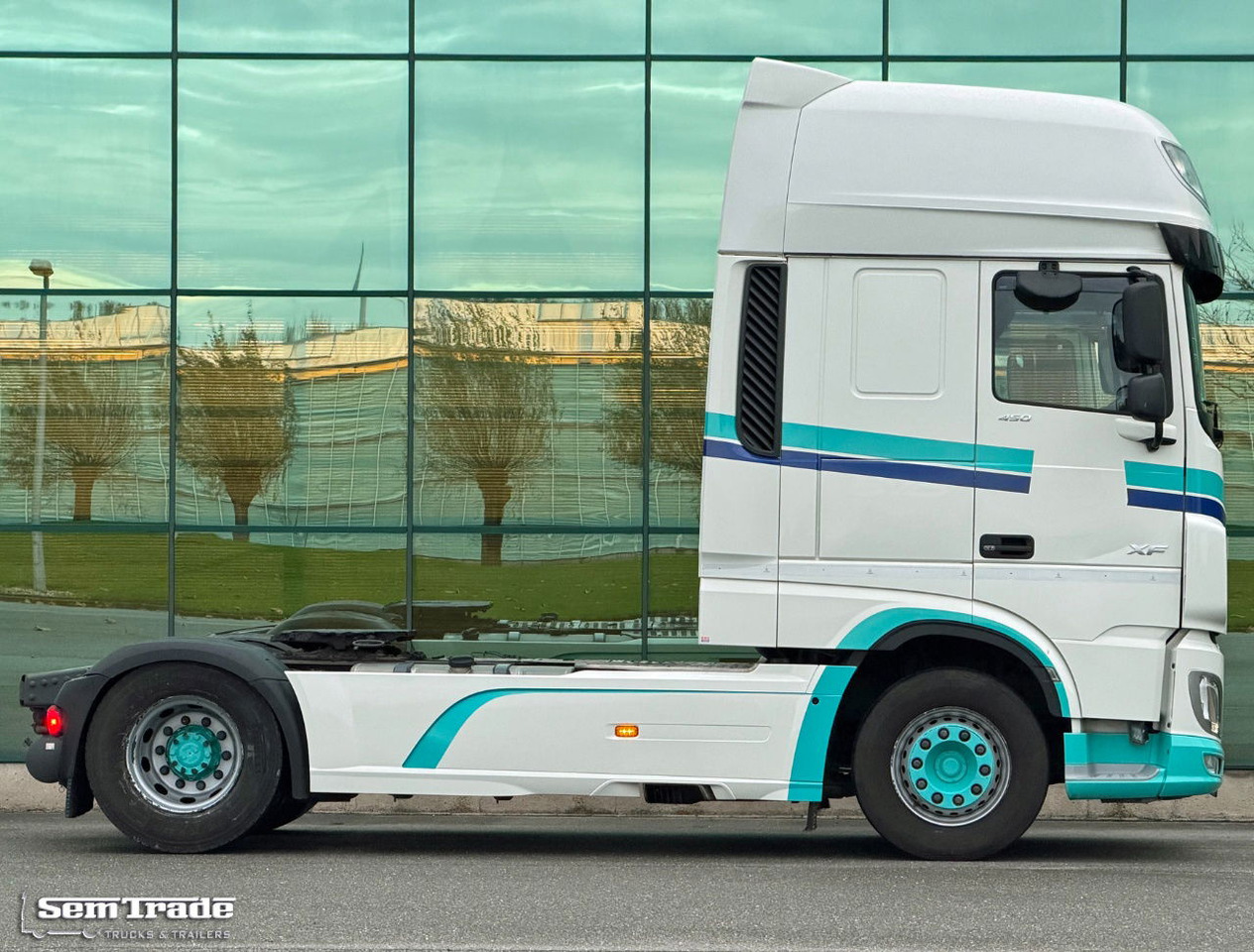 DAF XF 450 FT SSC Euro 6 Only 628.000 KM 2X Tanks TOP Condition NL-Truck - Cabeza tractora: foto 5 DAF XF 450 FT SSC Euro 6 Only 628.000 KM 2X Tanks TOP Condition NL-Truck - Cabeza tractora: foto 5