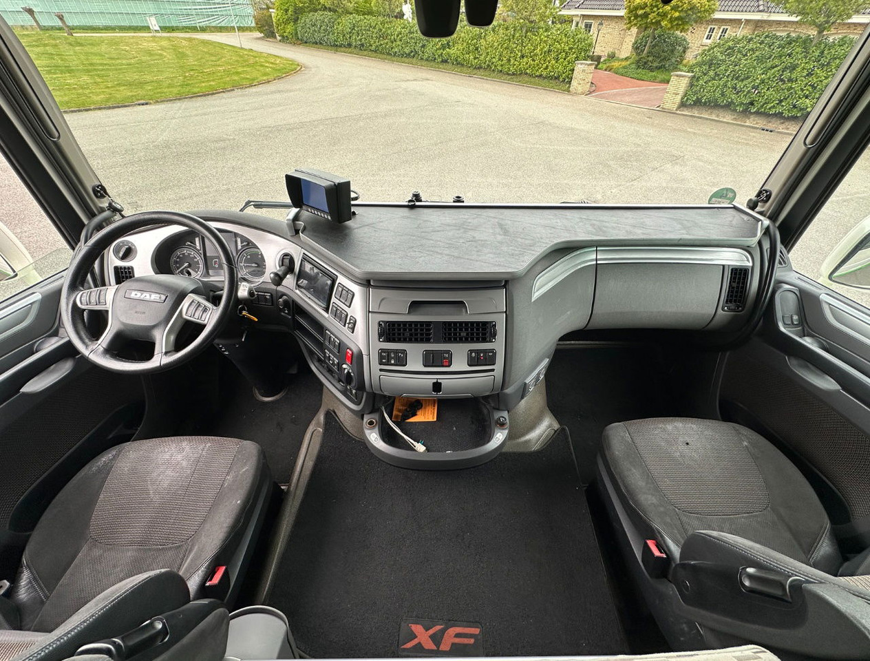 Cabeza tractora DAF XF 460 FT SSC TRS Genset + Theo Mulder Bloemen Verkoop Oplegger Koeling Kach: foto 24
