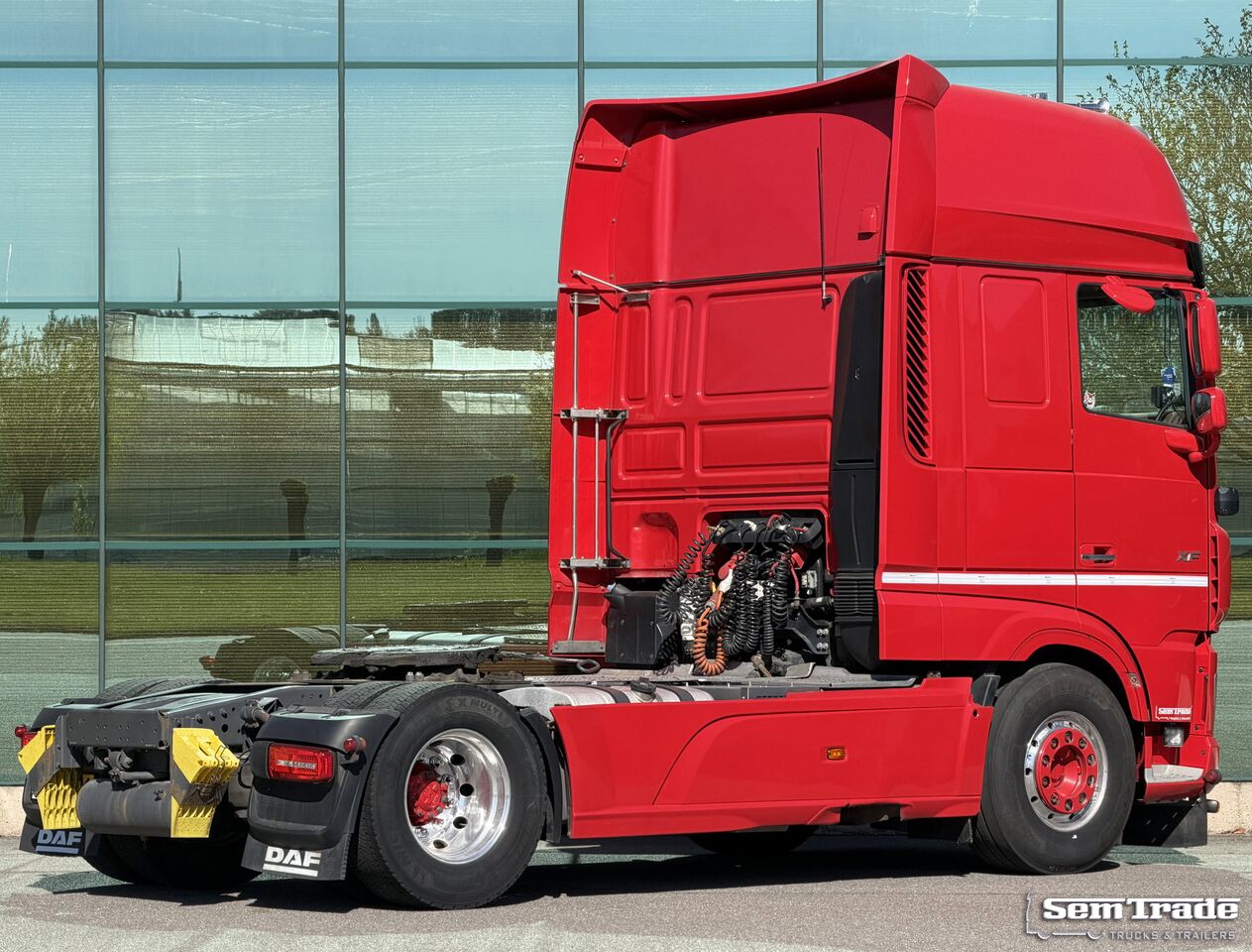 DAF XF 530 FT SSC Park Airco 2X Tanks Full Spoiler TOP Condition Holland-Truck - Cabeza tractora: foto 4 DAF XF 530 FT SSC Park Airco 2X Tanks Full Spoiler TOP Condition Holland-Truck - Cabeza tractora: foto 4