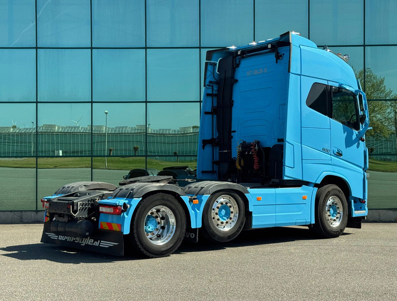 Volvo FH 500 6X2 Globetrotter 2x Tanks 672.000 KM TOP Condition NL Truck - Cabeza tractora: foto 4 Volvo FH 500 6X2 Globetrotter 2x Tanks 672.000 KM TOP Condition NL Truck - Cabeza tractora: foto 4