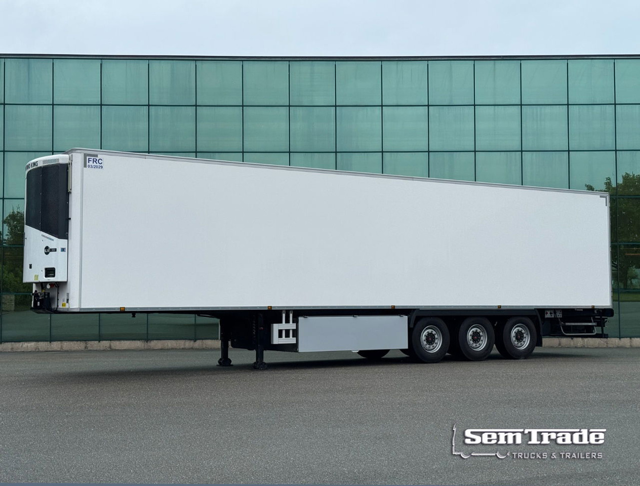 Chereau CSD3 247 CM Wide 265 CM High Thermo King SLXi300 With Only 850 Hours NEW - Frigorífico semirremolque: foto 1 Chereau CSD3 247 CM Wide 265 CM High Thermo King SLXi300 With Only 850 Hours NEW - Frigorífico semirremolque: foto 1