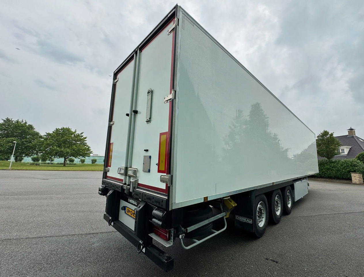 Chereau CSD3 247 CM Wide 265 CM High Thermo King SLXi300 With Only 850 Hours NEW - Frigorífico semirremolque: foto 5 Chereau CSD3 247 CM Wide 265 CM High Thermo King SLXi300 With Only 850 Hours NEW - Frigorífico semirremolque: foto 5