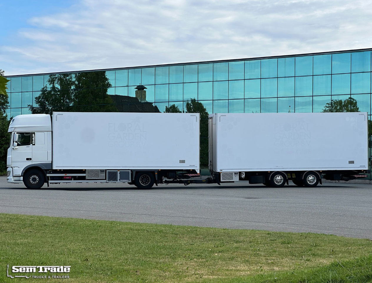 DAF XF 460 SSC Only 636.000 KM Tail Lift Cooling TOP Condition Holland-Combi - Frigorífico camión: foto 2 DAF XF 460 SSC Only 636.000 KM Tail Lift Cooling TOP Condition Holland-Combi - Frigorífico camión: foto 2