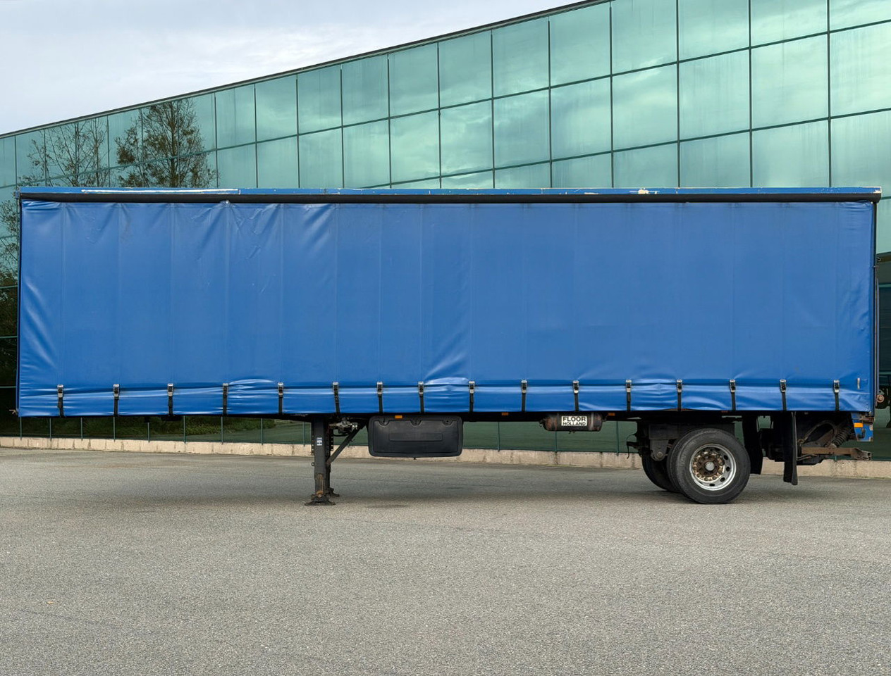 Floor FL0-12-102 City Trailer Tail Lift Good Condition Holland-Trailer - Semirremolque lona: foto 2 Floor FL0-12-102 City Trailer Tail Lift Good Condition Holland-Trailer - Semirremolque lona: foto 2