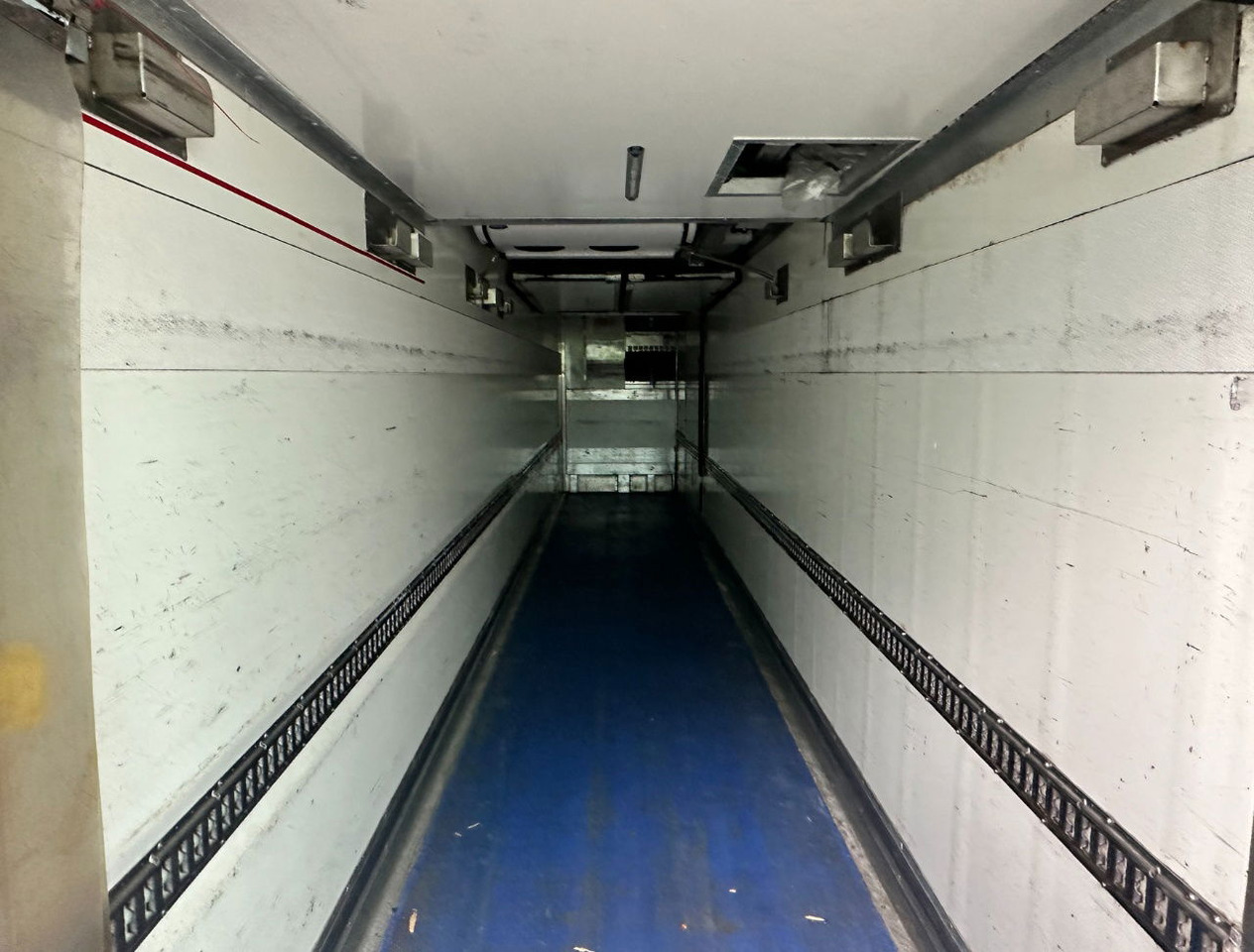 Frigorífico semirremolque Gray and Adams City Trailer Carrier Vector 1850 MT TRI-Temp Tail Lift Side Door Steering Axle 3 Pieces Available: foto 18 Frigorífico semirremolque Gray and Adams City Trailer Carrier Vector 1850 MT TRI-Temp Tail Lift Side Door Steering Axle 3 Pieces Available: foto 18