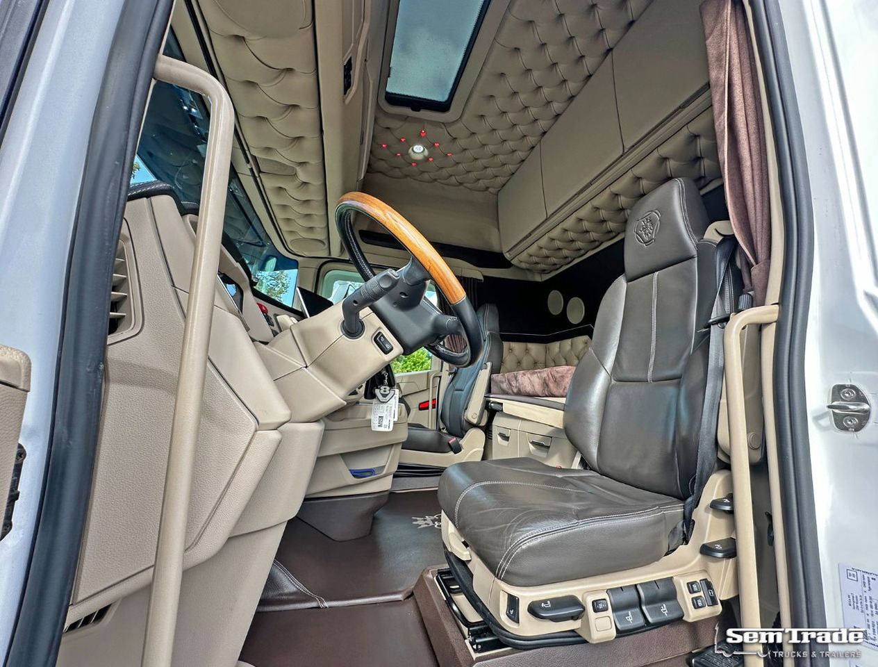 Frigorífico camión Scania S650 V8 NGS Only 193.000 KM Full Options FullY Isolated Body Special Show Truck / Combi NEW Condition: foto 22