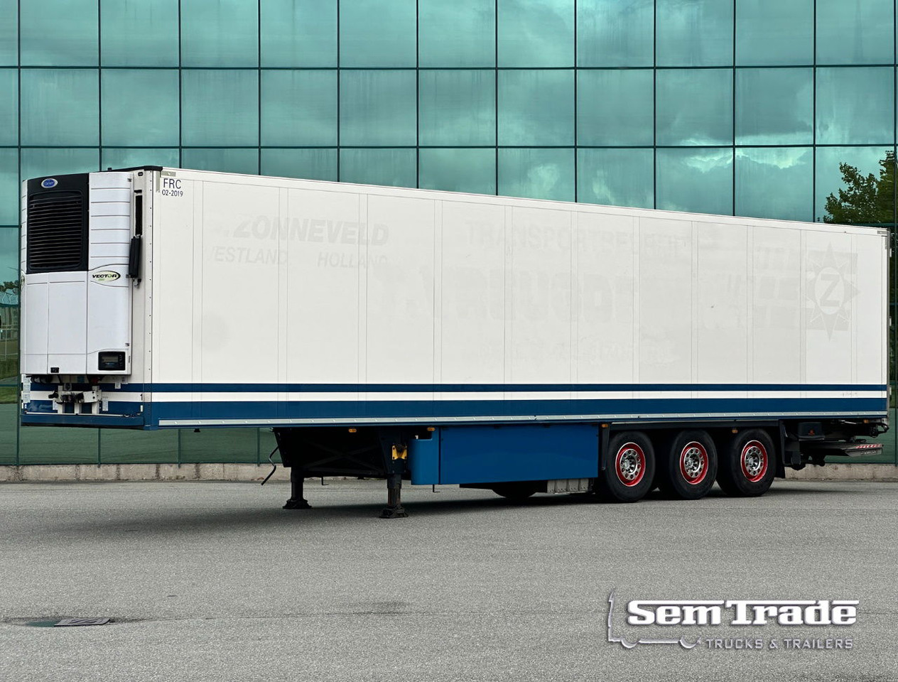 Schmitz Cargobull SCBS3B Carrier Vector 1550 Only 3367 Engine Hours Flowerwide 270 CM High Inside Lift Axle Tail Lift - Frigorífico semirremolque: foto 1 Schmitz Cargobull SCBS3B Carrier Vector 1550 Only 3367 Engine Hours Flowerwide 270 CM High Inside Lift Axle Tail Lift - Frigorífico semirremolque: foto 1