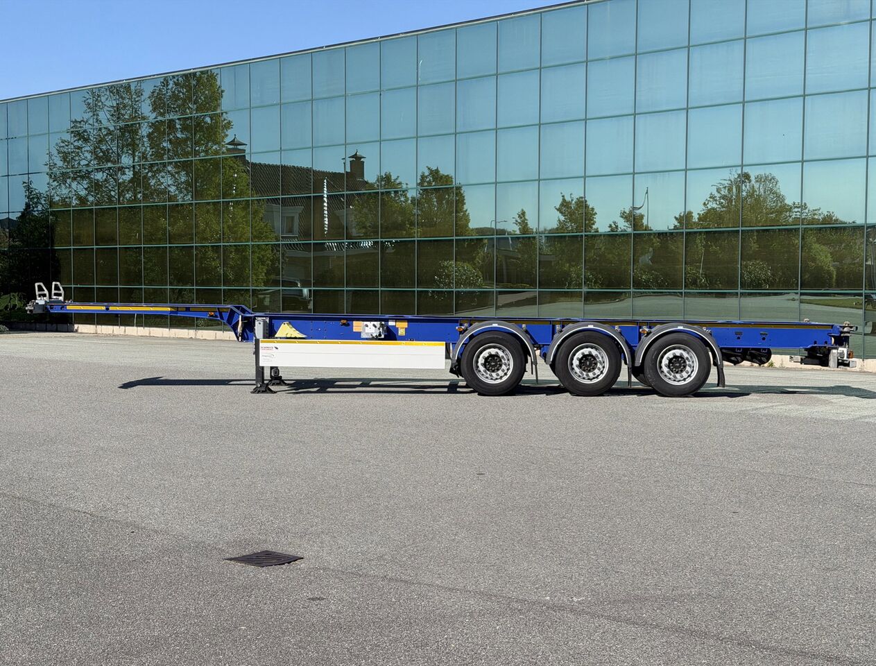 Schmitz Cargobull SCF 24 G-45 Euro Light SGFS3 Full ADR ALL Classes 40-45 FT. Disc Brakes Lift Axle NEW Condition - Portacontenedore/ Intercambiable semirremolque: foto 2 Schmitz Cargobull SCF 24 G-45 Euro Light SGFS3 Full ADR ALL Classes 40-45 FT. Disc Brakes Lift Axle NEW Condition - Portacontenedore/ Intercambiable semirremolque: foto 2
