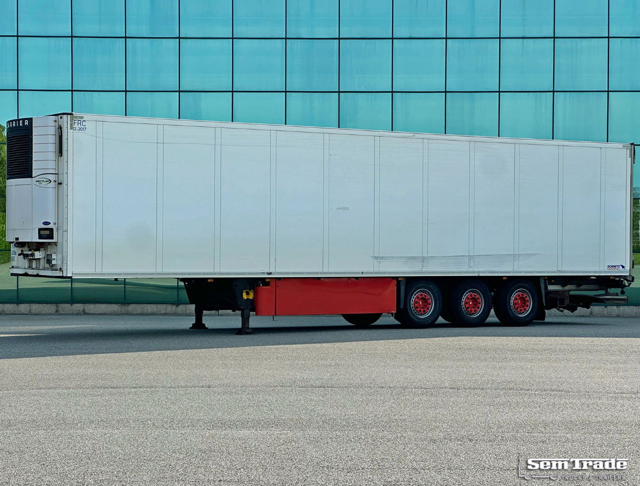 Schmitz Cargobull SKO24 Carrier Vector 1850 2X Lift Axle Flowerwide 270 CM High Holland Trailer - Frigorífico semirremolque: foto 1 Schmitz Cargobull SKO24 Carrier Vector 1850 2X Lift Axle Flowerwide 270 CM High Holland Trailer - Frigorífico semirremolque: foto 1