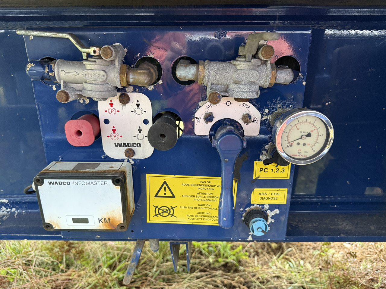 STAS 67m3 ADR classes EX II. FL. OX. AT - Volquete semirremolque: foto 5 STAS 67m3 ADR classes EX II. FL. OX. AT - Volquete semirremolque: foto 5