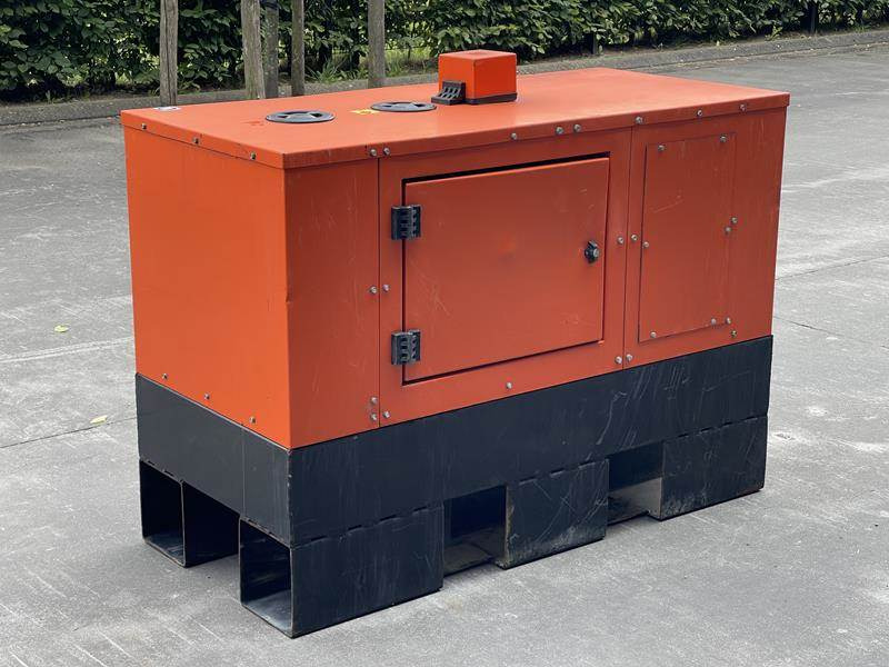 Europower EPS 113 TDE - Generador industriale: foto 4 Europower EPS 113 TDE - Generador industriale: foto 4