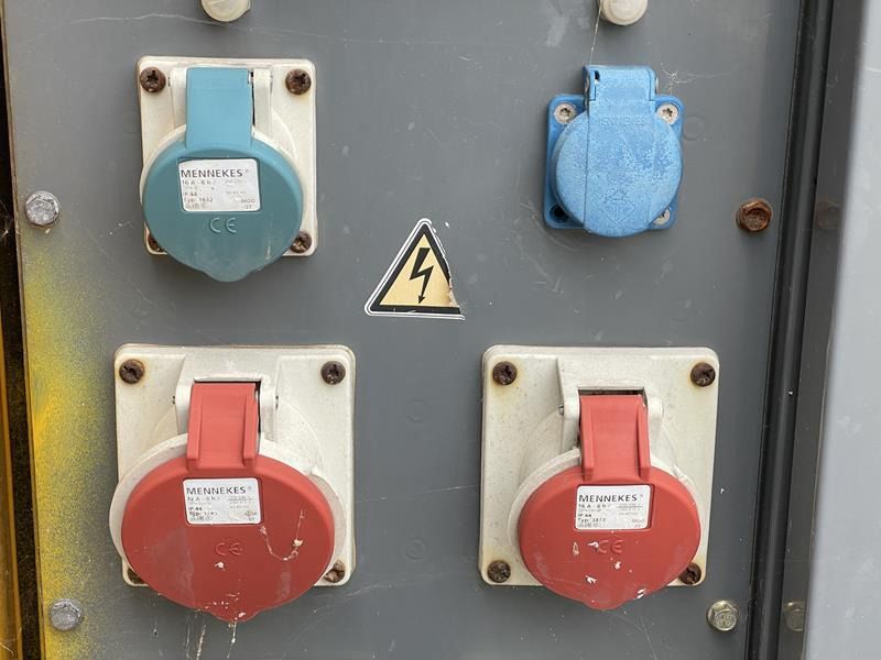 SDMO R 110 C 3 - Generador industriale: foto 4 SDMO R 110 C 3 - Generador industriale: foto 4