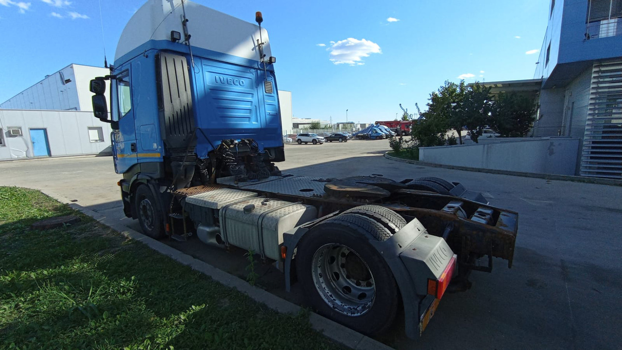 IVECO AS440S45T - Cabeza tractora: foto 3 IVECO AS440S45T - Cabeza tractora: foto 3