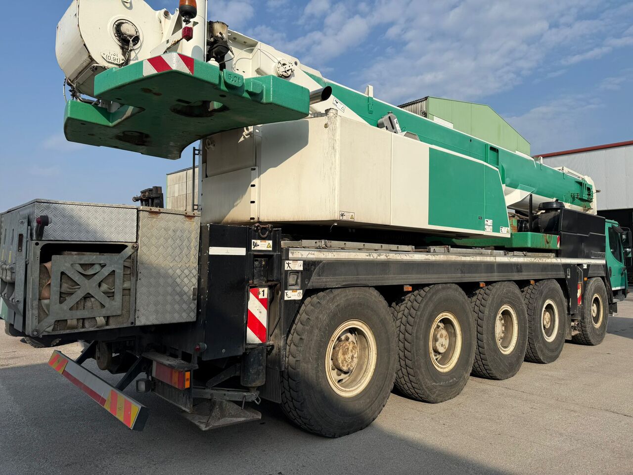 LIEBHERR LTM 1100-5.2 - Autogrúa: foto 2 LIEBHERR LTM 1100-5.2 - Autogrúa: foto 2