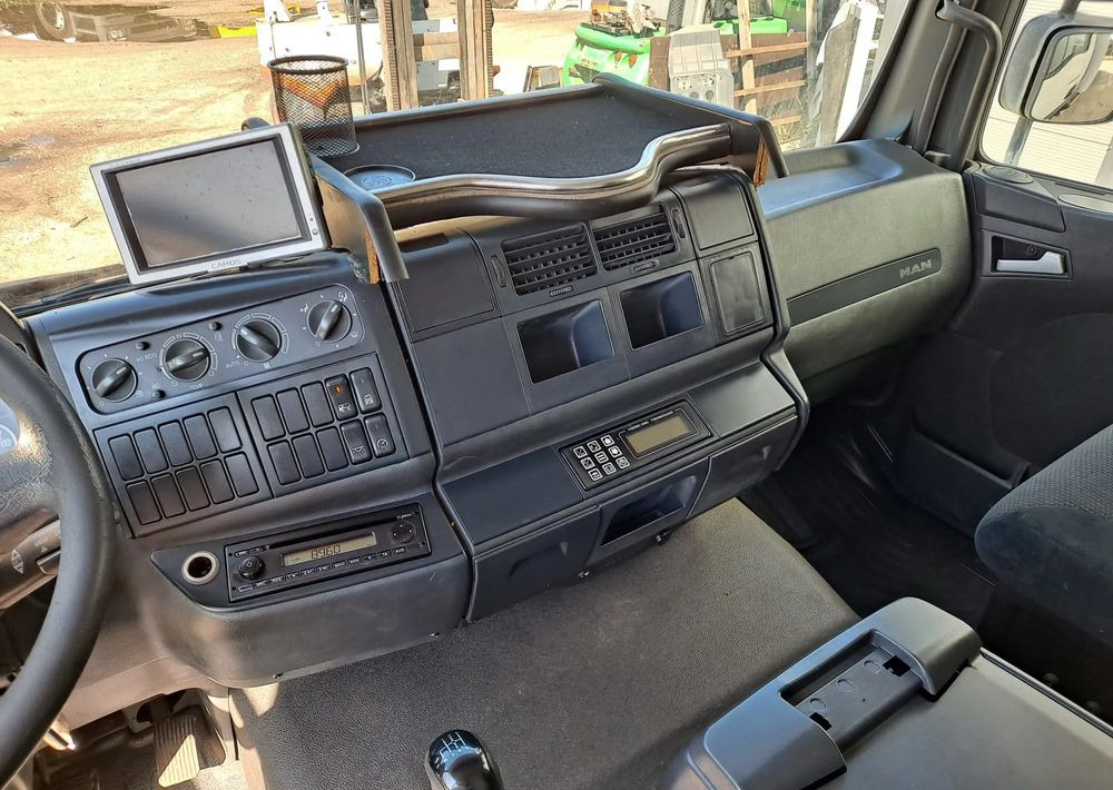 Frigorífico camión MAN TGL 12.220 Chłodnia agregat WKD-II SR: foto 15 Frigorífico camión MAN TGL 12.220 Chłodnia agregat WKD-II SR: foto 15