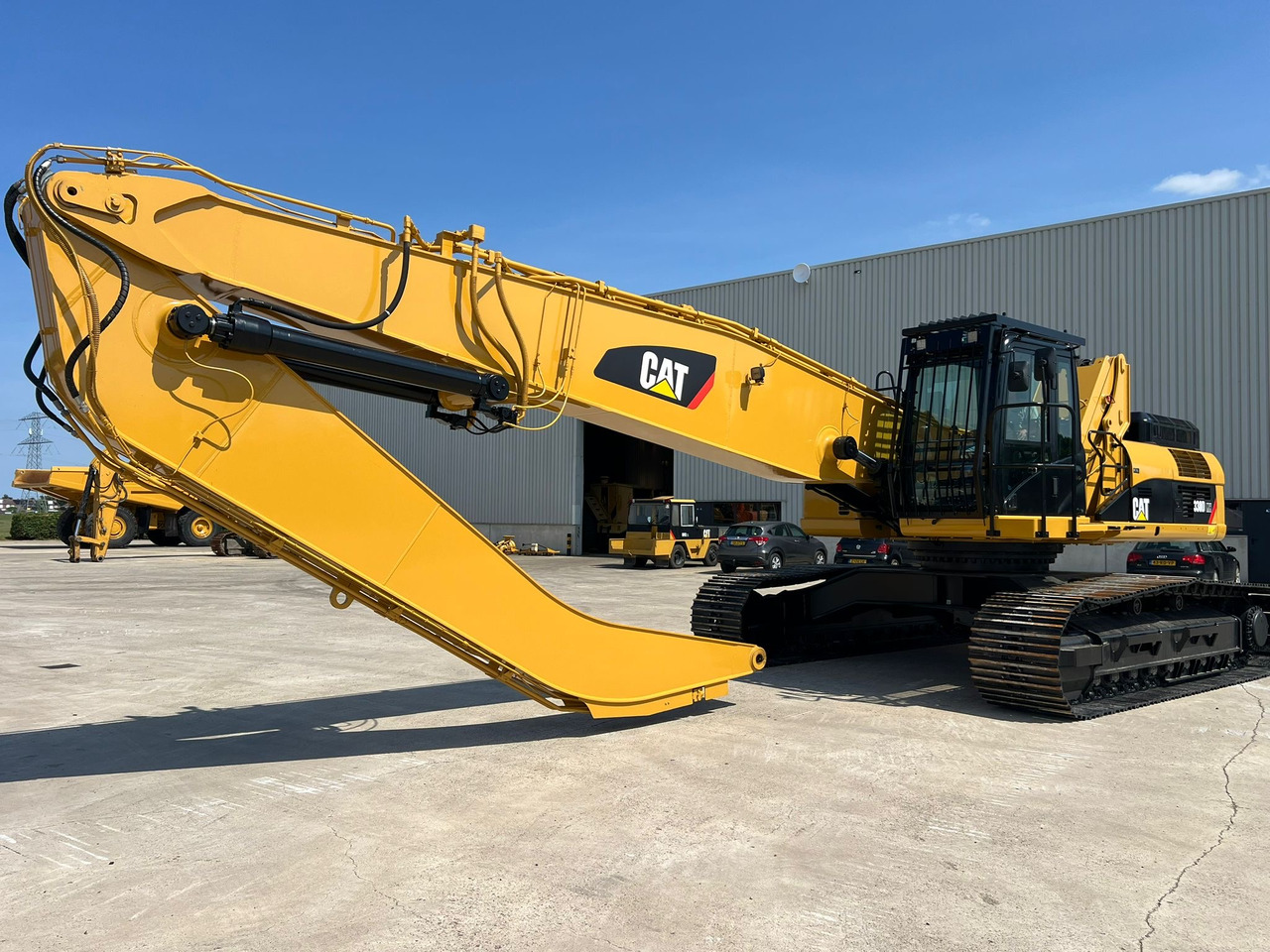 CATERPILLAR 330D MH - Manipulador de materiales: foto 2 CATERPILLAR 330D MH - Manipulador de materiales: foto 2