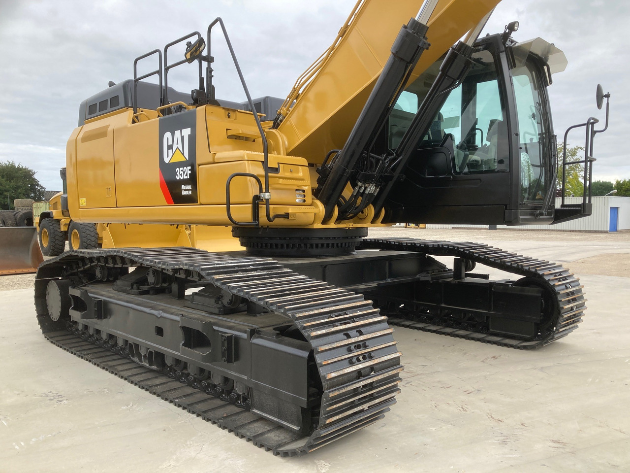 CATERPILLAR 352F Material Handler - Manipulador de materiales: foto 5 CATERPILLAR 352F Material Handler - Manipulador de materiales: foto 5